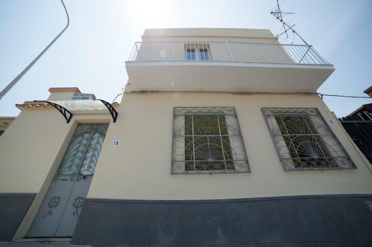 Yellow Orange Catania Ognina المظهر الخارجي الصورة